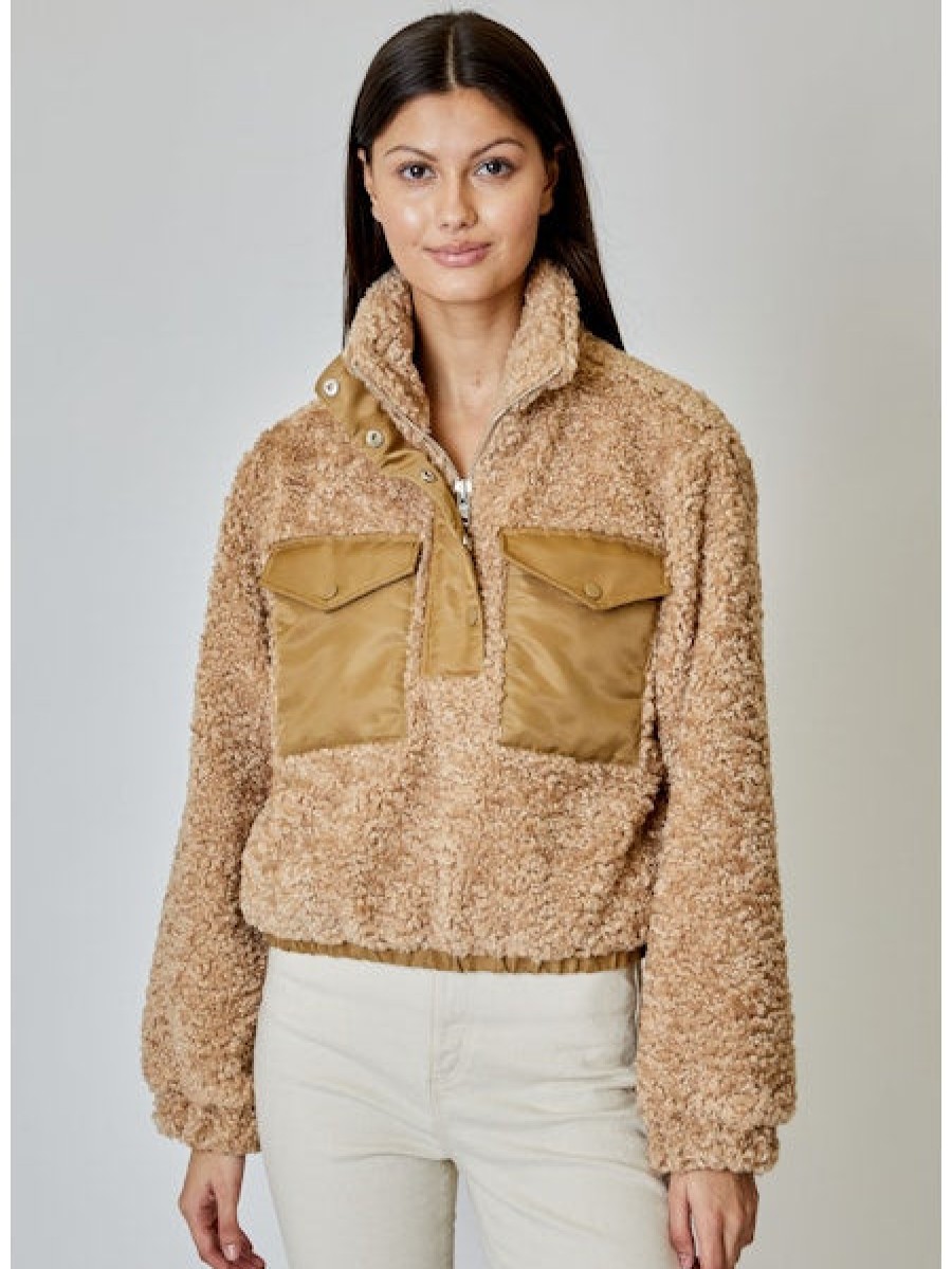 DH NEW YORK Maeve Pullover Jacket In Wheat Combo Athelisure