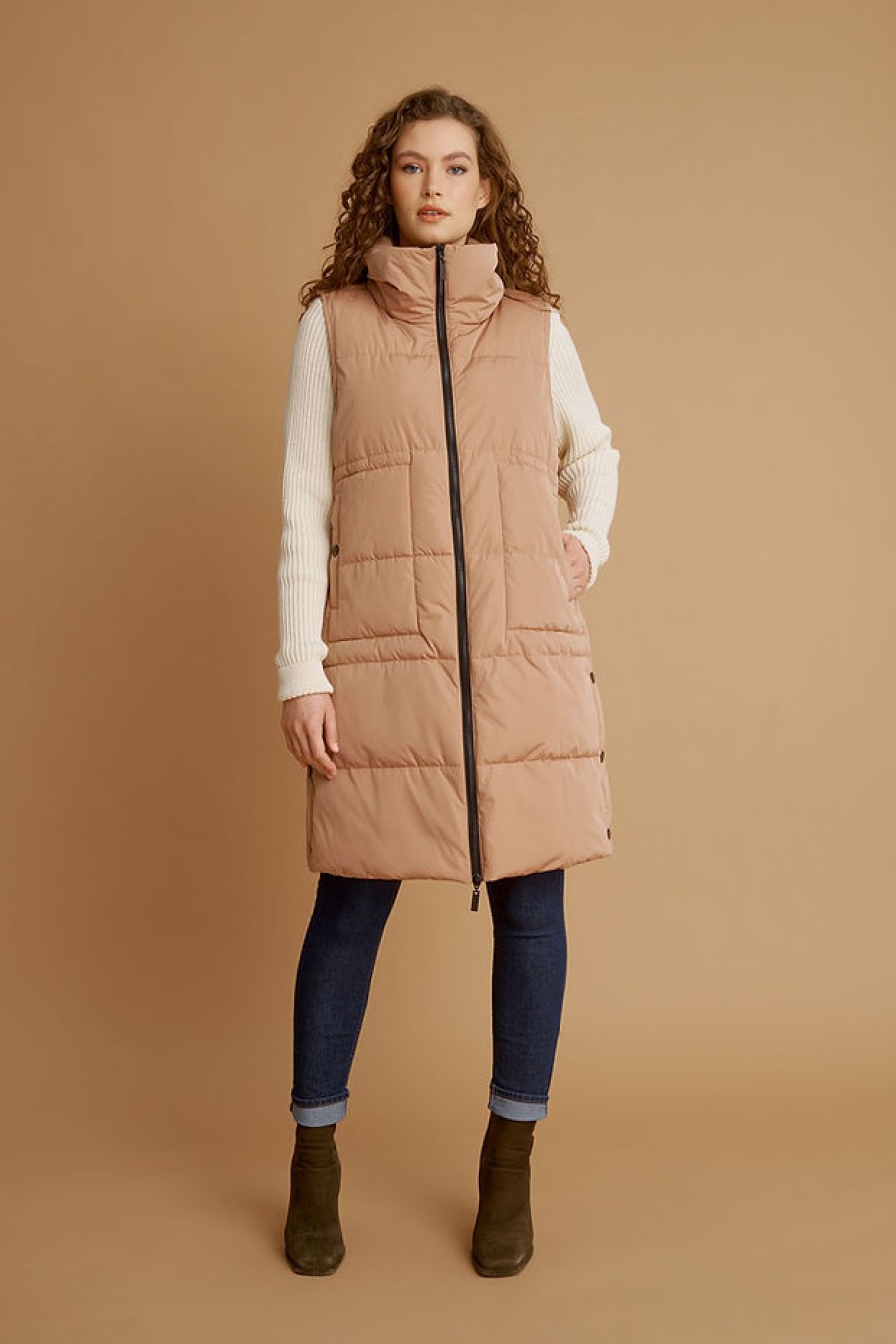 NIKKI JONES Long Puffer Vest In Bronzed Outerwear