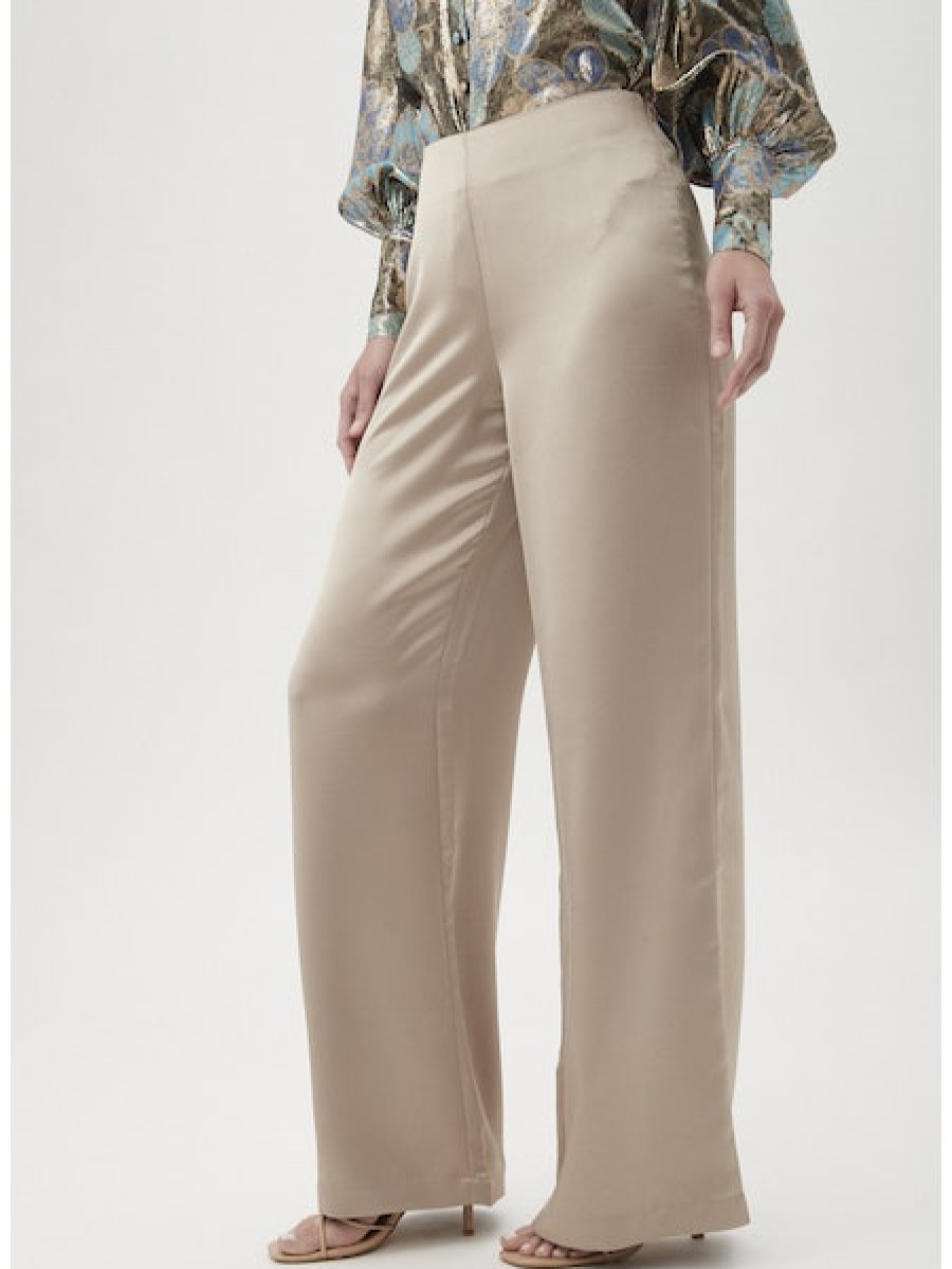 TRINA TURK Enryo Pant In Gold Bottoms