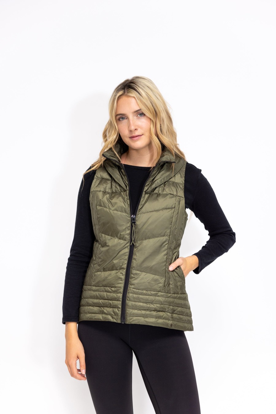 ANORAK Metallic Quilted Vest In Army Green Athelisure