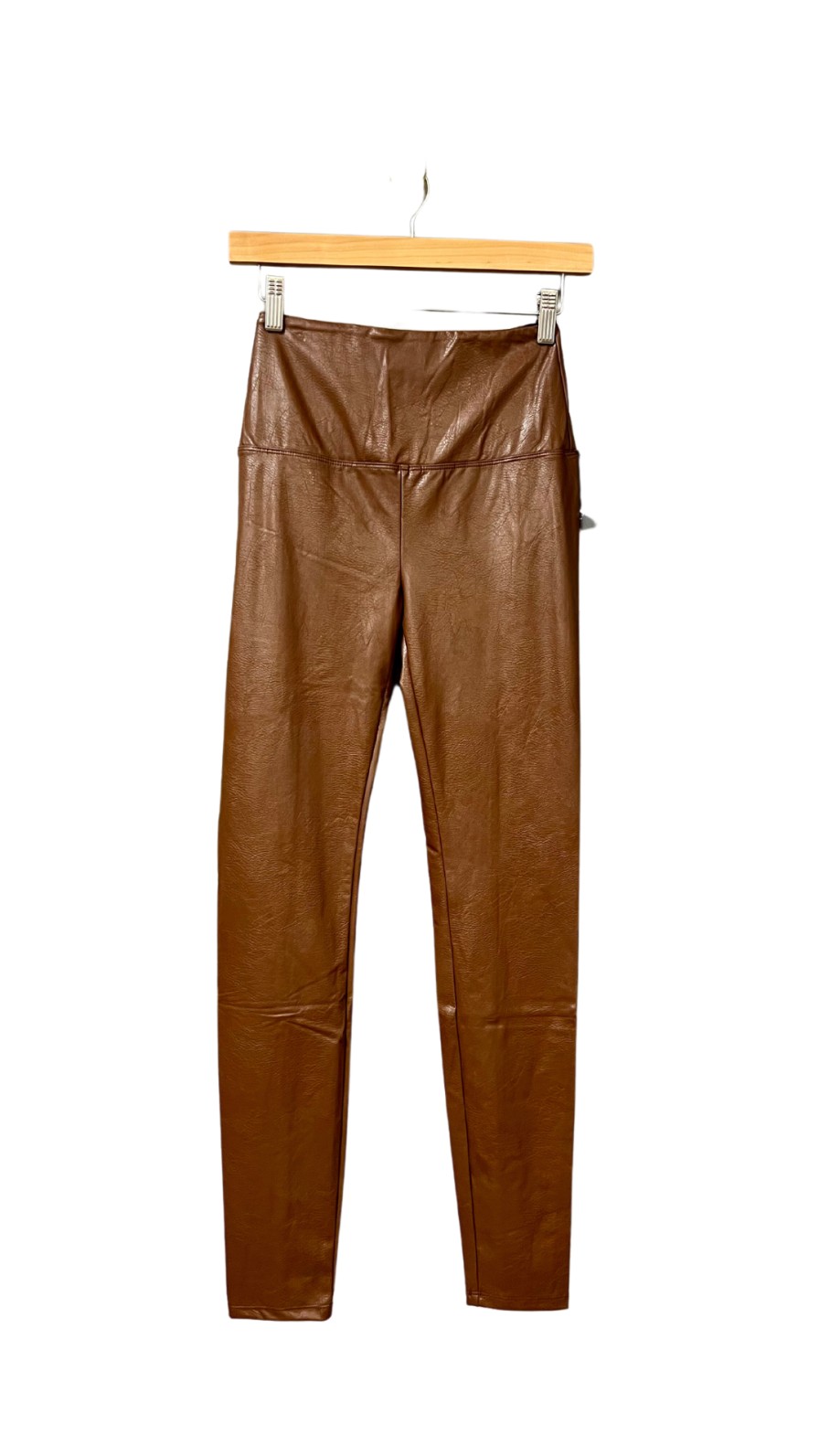 LYSSE Textured Vegan Leather Legging In Whiskey Athelisure