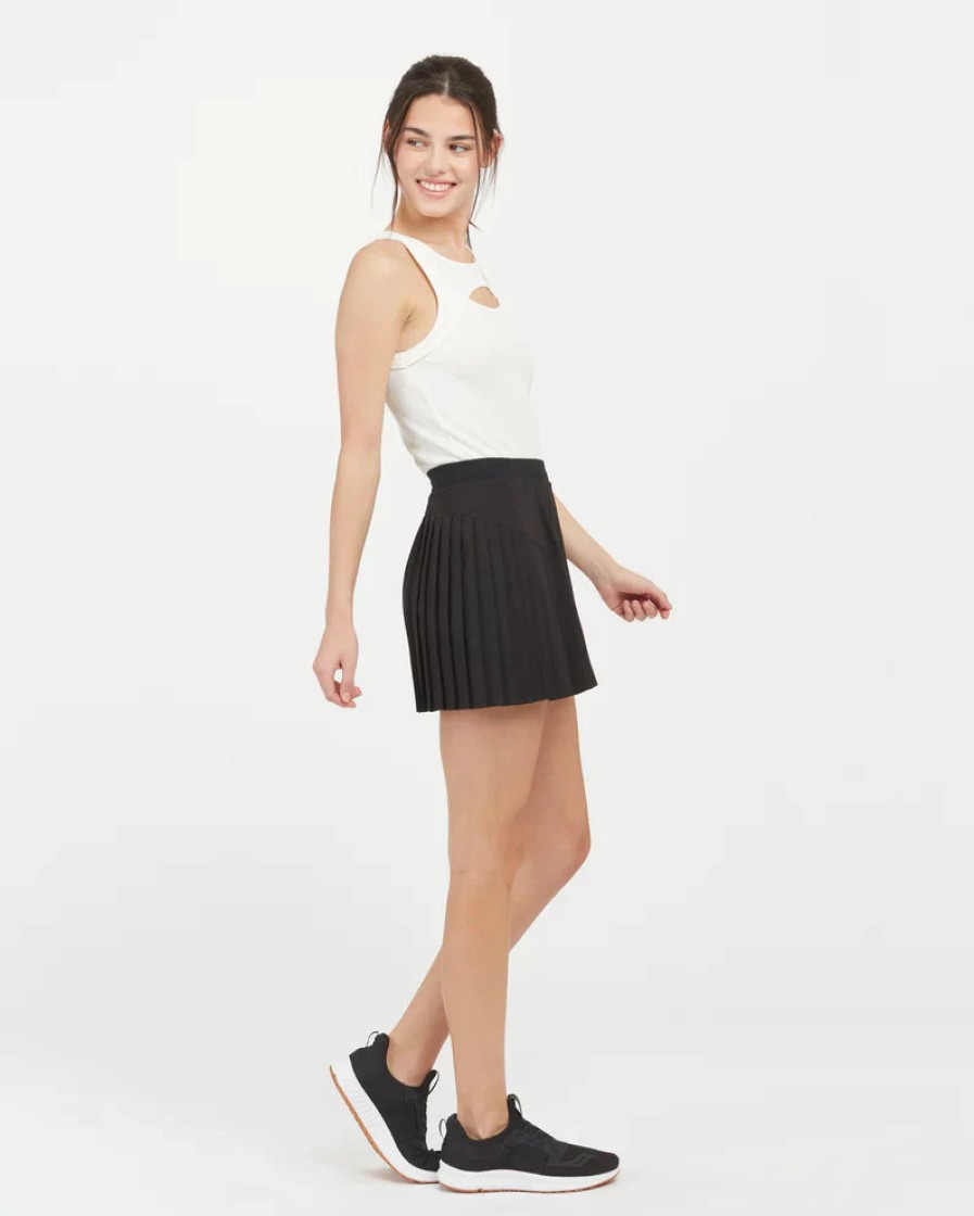 SPANX Get Moving Pleated Skirt In Black Athelisure