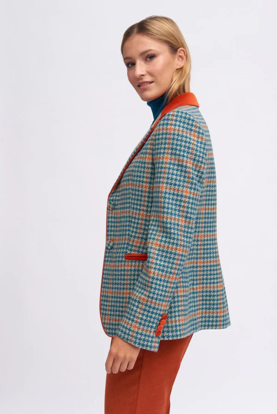 BARILOCHE Palmar Blazer In Tangerine Outerwear