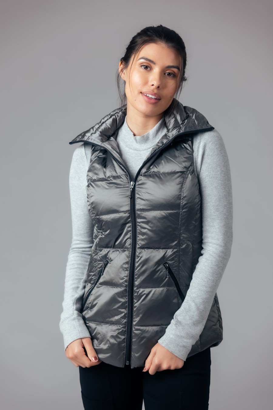 ANORAK Short Metallic Hooded Down Vest In Sterling Grey Athelisure